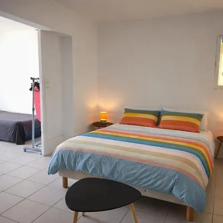 Apartment 100m From The Sea With Terrace